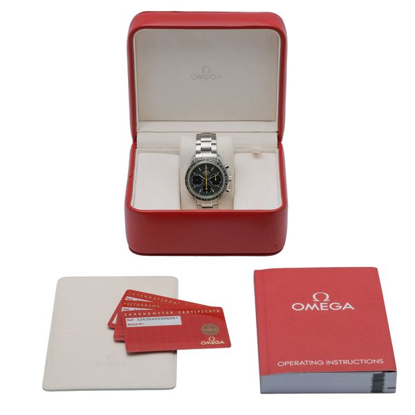 Omega Speedmaster Racing 326.30.40.50.06.001